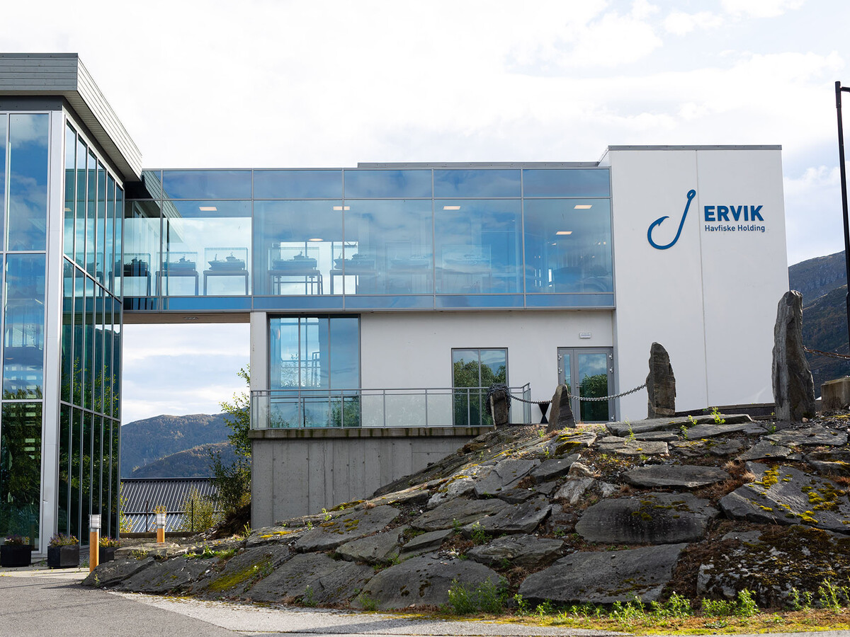 Bilde av fasaden av Ervik Havfiske Holding